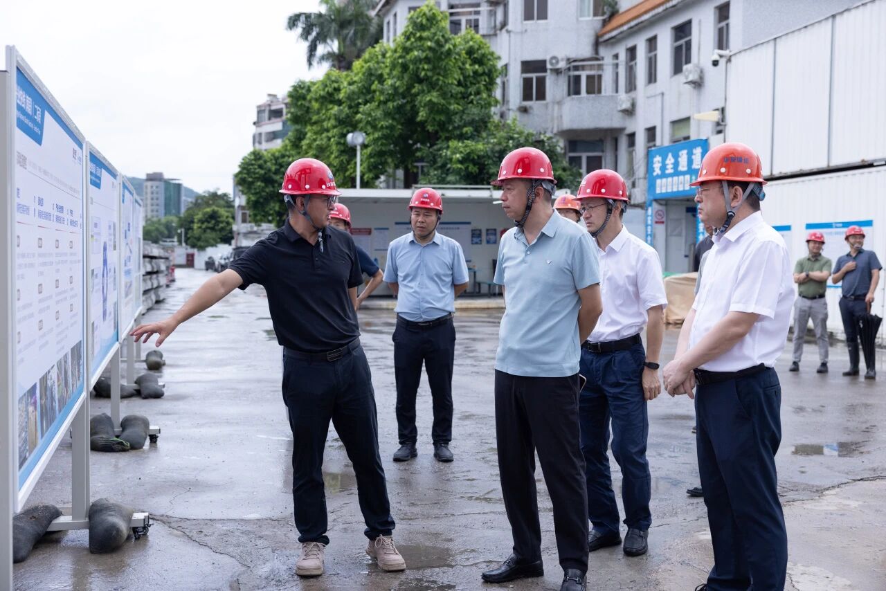 华发集团全面开展汛期安全生产专项检查.jpg 华发集团全面开展汛期安全生产专项检查.jpg